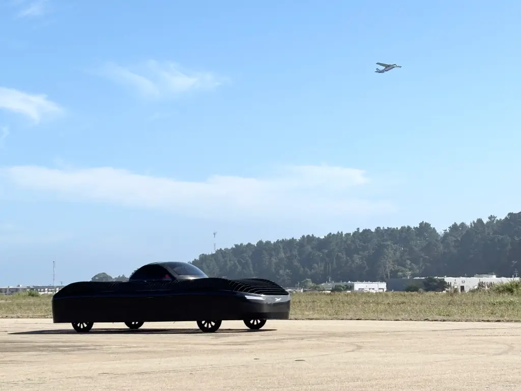Unlike other so-called flying vehicles, this automotive also has road capabilities.